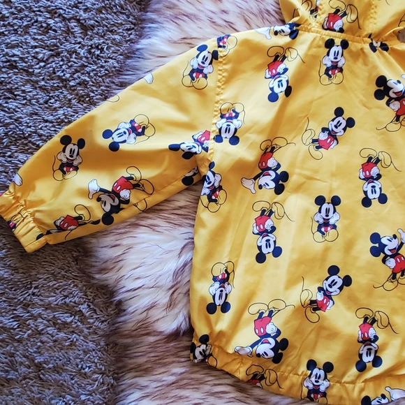 mickey mouse yellow jacket
